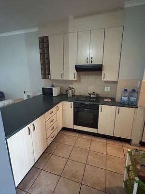 Apartment / Flat For Sale in Sinoville, Pretoria
