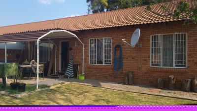 Townhouse For Sale in Annlin, Pretoria